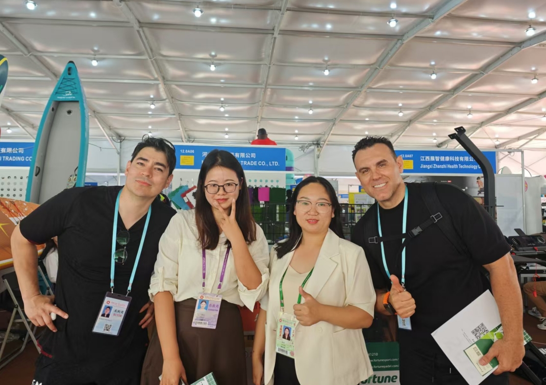 Padel italiano y feria de fitness