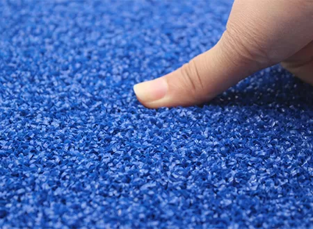 Mejor césped artificial para canchas de Padel: elección de la superficie adecuada