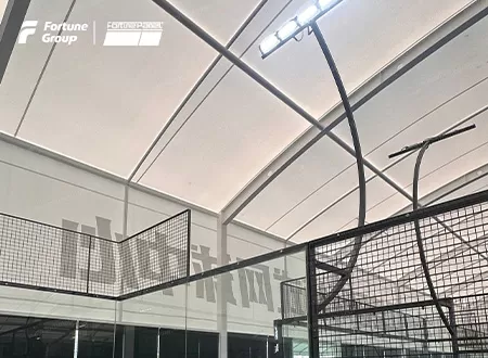 ¿Cómo elige un club entre un modelo de techo eléctrico o fijo?